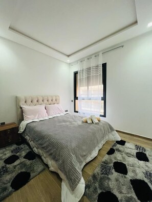 Luxury-Apartment | 2 Schlafzimmer, kostenloses WLAN