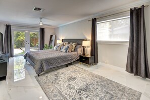 3 habitaciones, tabla de planchar con plancha, wifi y ropa de cama 