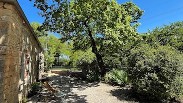 Enceinte de lâhĂ©bergement