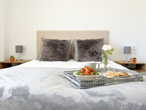 1 多间卧室、熨斗/熨衣板、免费 WiFi、床单