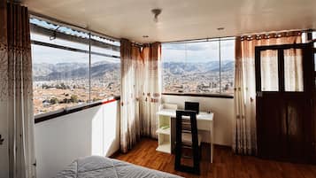 Comfort Apartment, 1 Queen Bed, Kitchenette, City View | 1 bedroom, Egyptian cotton sheets, premium bedding, down duvets