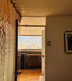 Comfort Apartment, Mountain View | Egyptian cotton sheets, premium bedding, down comforters - SUMMIT VIEWPOINT HOUSE (Cusco)