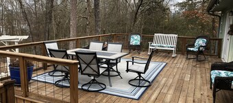 Bellawood Resort #11 Cozy 3-bedroom cabin with boat slip