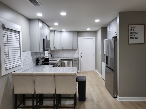 Modern Home - 5 Miles from Downtown Atlanta