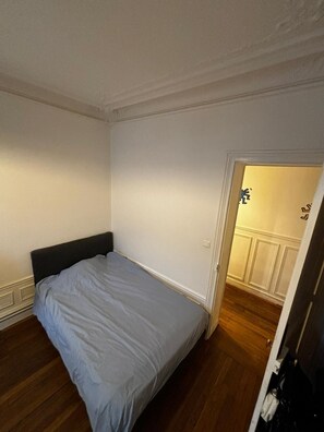 5 Schlafzimmer, Bügeleisen/Bügelbrett, WLAN, Bettwäsche