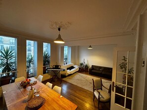 Interior - Appartement Familial au Cœur de Paris ! (Paris)