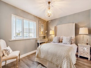 3 bedrooms, free WiFi, bed sheets