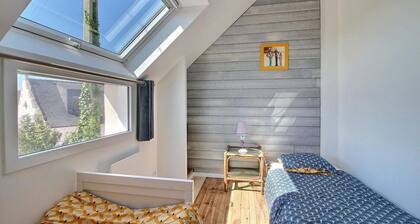 Maison de vacances au bord de lâeau au cĆur du Pays des Abers. Vue sur le phare!