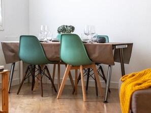 Dining - Spacious and cozy next to the Town Hall (Bilbao)
