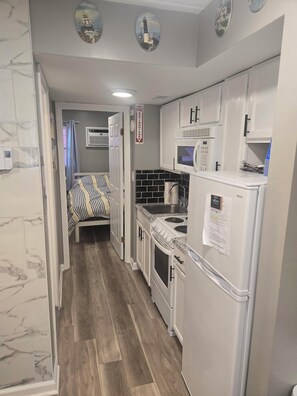 Mikrovågsugn, ugn och spishäll