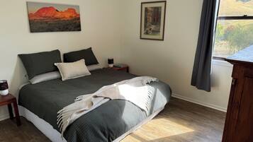 2 bedrooms, bed sheets