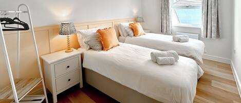 3 Schlafzimmer, kostenloses WLAN, Bettwäsche