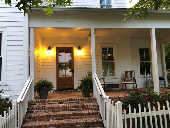 Exterior detail - Tranquil Retreat in Serenbe (Palmetto)