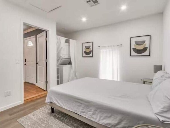 3 Schlafzimmer, Schreibtisch, kostenloses WLAN, Bettwäsche