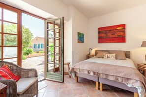 1 soverom, wi-fi (inkludert) og sengetøy