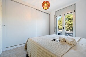 1 chambre, fer et planche à repasser, Wi-Fi gratuit, draps fournis