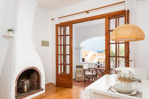 Ferienwohnung 'Vistafaro' mit Meerblick, Gemeinschaftspool und WLAN