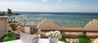 Holiday Home 'Villa Gaudì - Mallorca' with Private Terrace, Wi-Fi and Air Conditioning