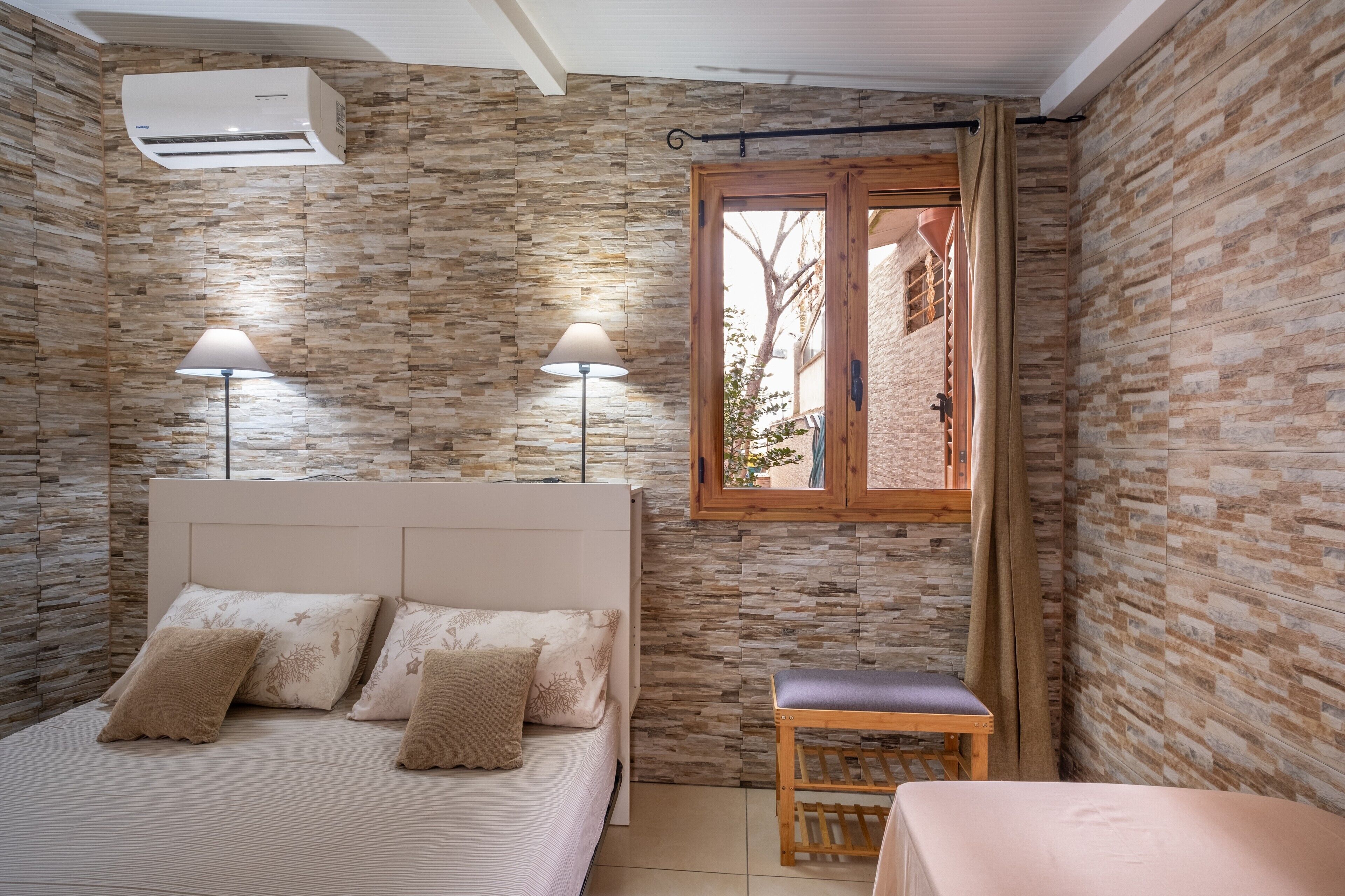 2 camere, Wi-Fi gratuito, lenzuola