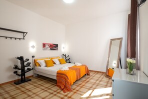 2 chambres, Wi-Fi gratuit, draps fournis