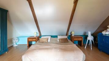 3 habitaciones, wifi gratis y ropa de cama