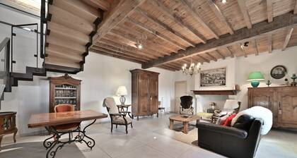 Holiday Home 'La Maison Poulogne' with Mountain View, Private Terrace and Wi-Fi