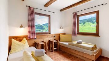 2 bedrooms, free WiFi, bed sheets