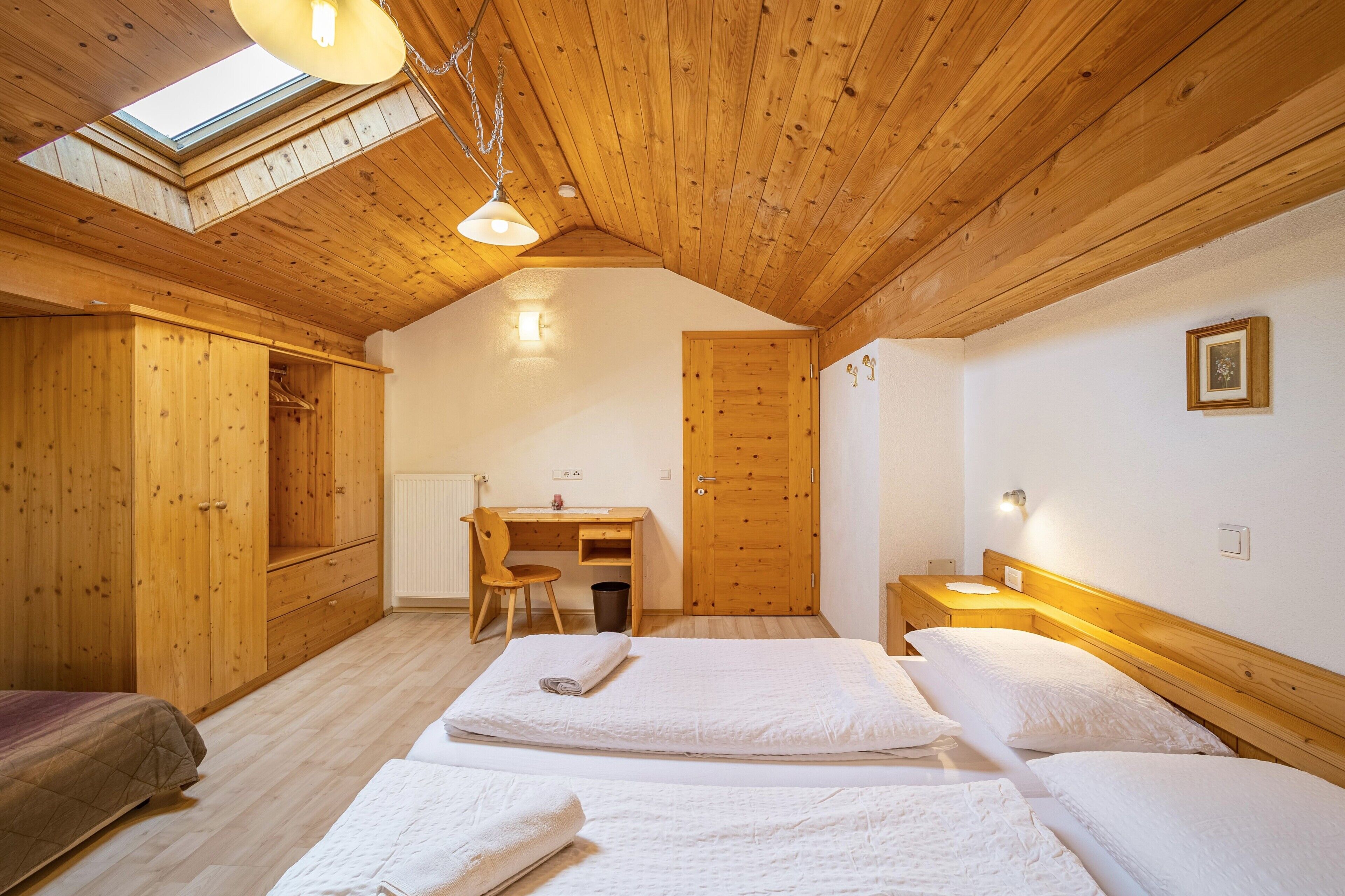 2 habitaciones, wifi gratis y ropa de cama 