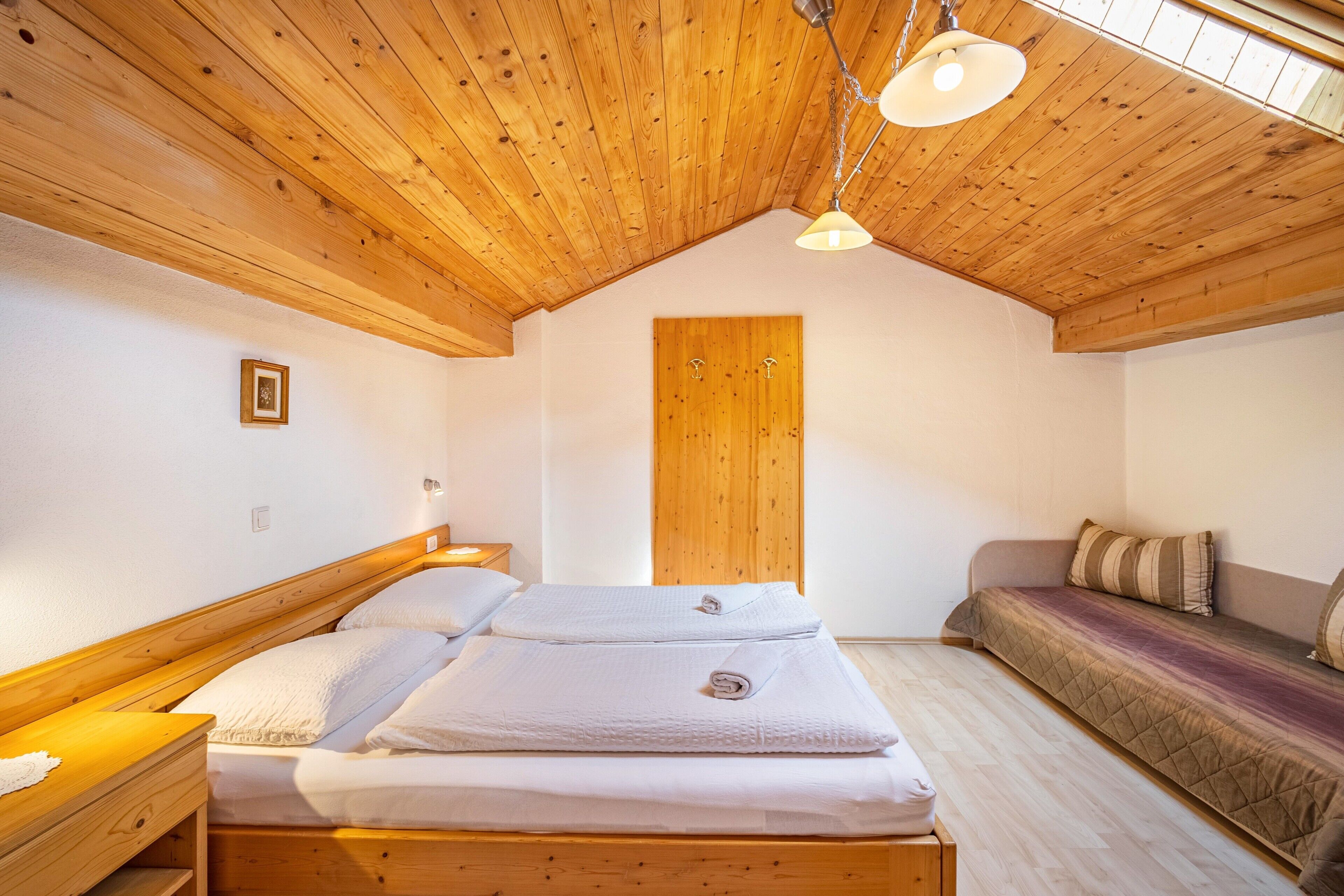 2 bedrooms, free WiFi, bed sheets