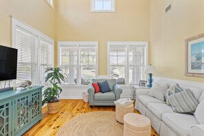 Living area - 1321 Ravens Run East - Ravens Run (Miramar Beach)