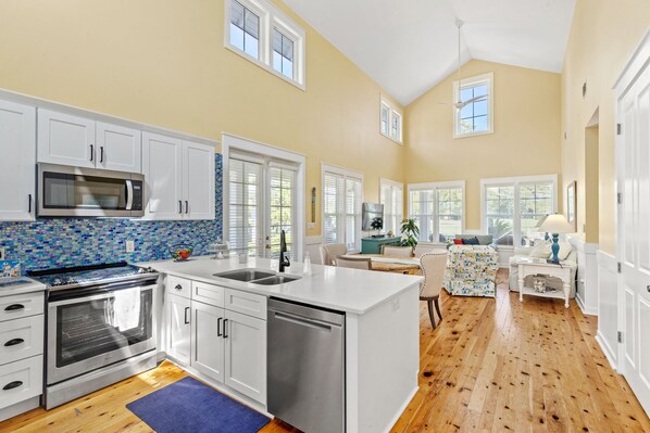 Private kitchen - 1321 Ravens Run East - Ravens Run (Miramar Beach)