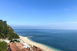 Beach - N276 - Numana, Spiaggiola beach front apartment (Numana)