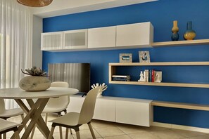 Dining - N276 - Numana, Spiaggiola beach front apartment (Numana)