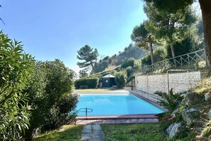 A heated pool - N276 - Numana, Spiaggiola beach front apartment (Numana)