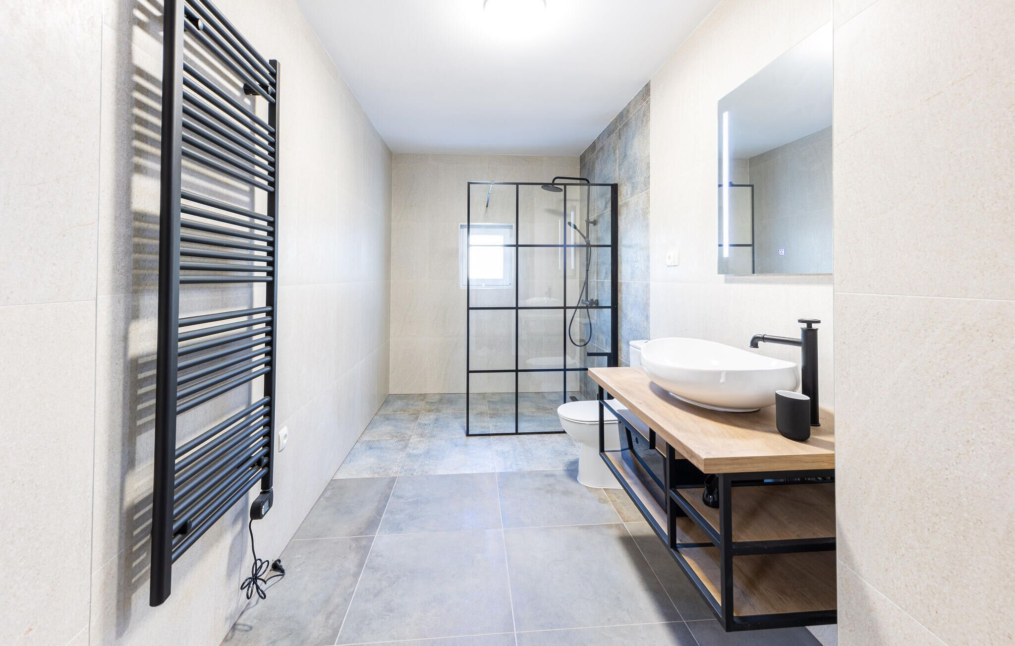 Shower, hair dryer