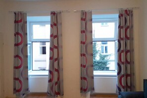 Interior - Charming 1BR Apt.-Perfect for LongStays (Wien)