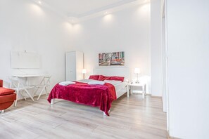 1 chambre, fer et planche Ă repasser, Wi-Fi, draps fournis