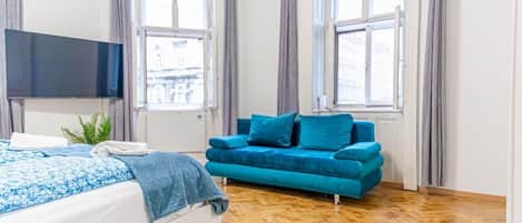 2 slaapkamers, een bureau, wifi, beddengoed