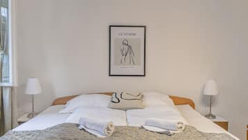 2 bedrooms, WiFi, bed sheets