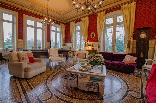 Interior - Le Château des Bordes (LES BORDES AUMONT)