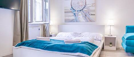 1 chambre, fer et planche à repasser, Wi-Fi, draps fournis