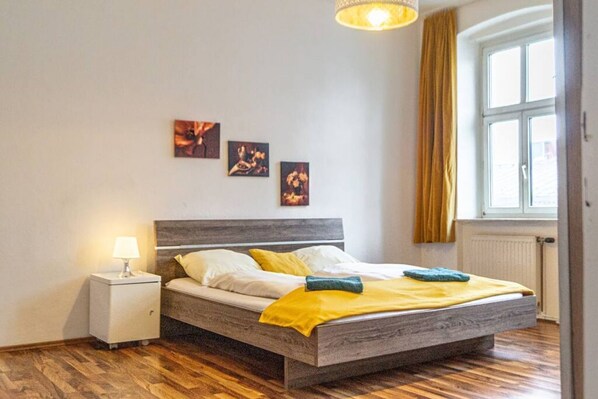 2 Schlafzimmer, WLAN, Bettwäsche