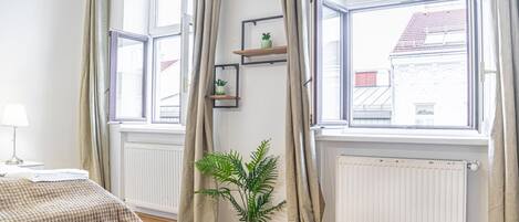 2 slaapkamers, een strijkplank/strijkijzer, wifi, beddengoed