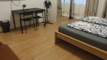 2 bedrooms, WiFi, bed sheets