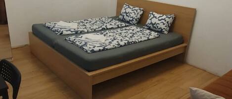 2 Schlafzimmer, WLAN, Bettwäsche