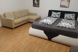 1 غرفة نوم وواي فاي وملاءات أسرّة