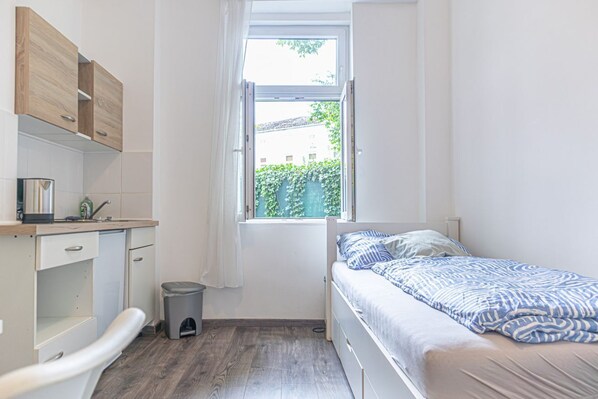 1 bedroom, WiFi, bed sheets