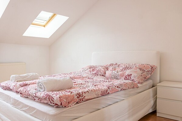 1 dormitorio, wifi, ropa de cama