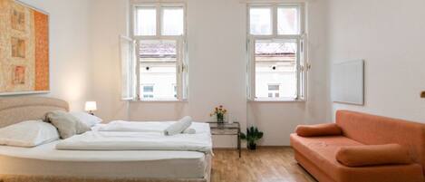 1 bedroom, WiFi, bed sheets