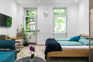 1 bedroom, WiFi, bed sheets